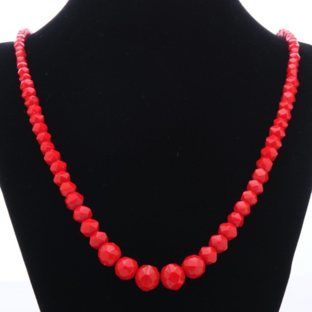 Faceted Red Stone Vintage Necklace